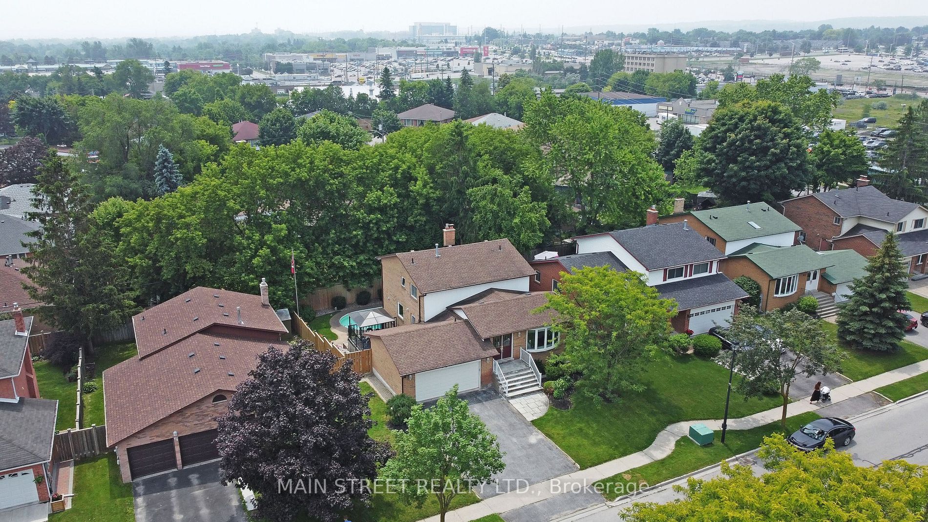 64 Cardinal Cres