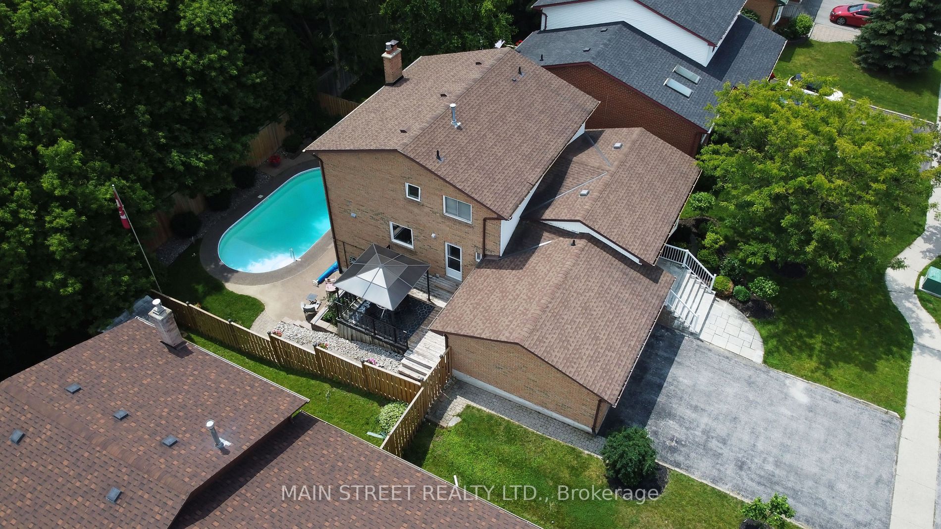 64 Cardinal Cres