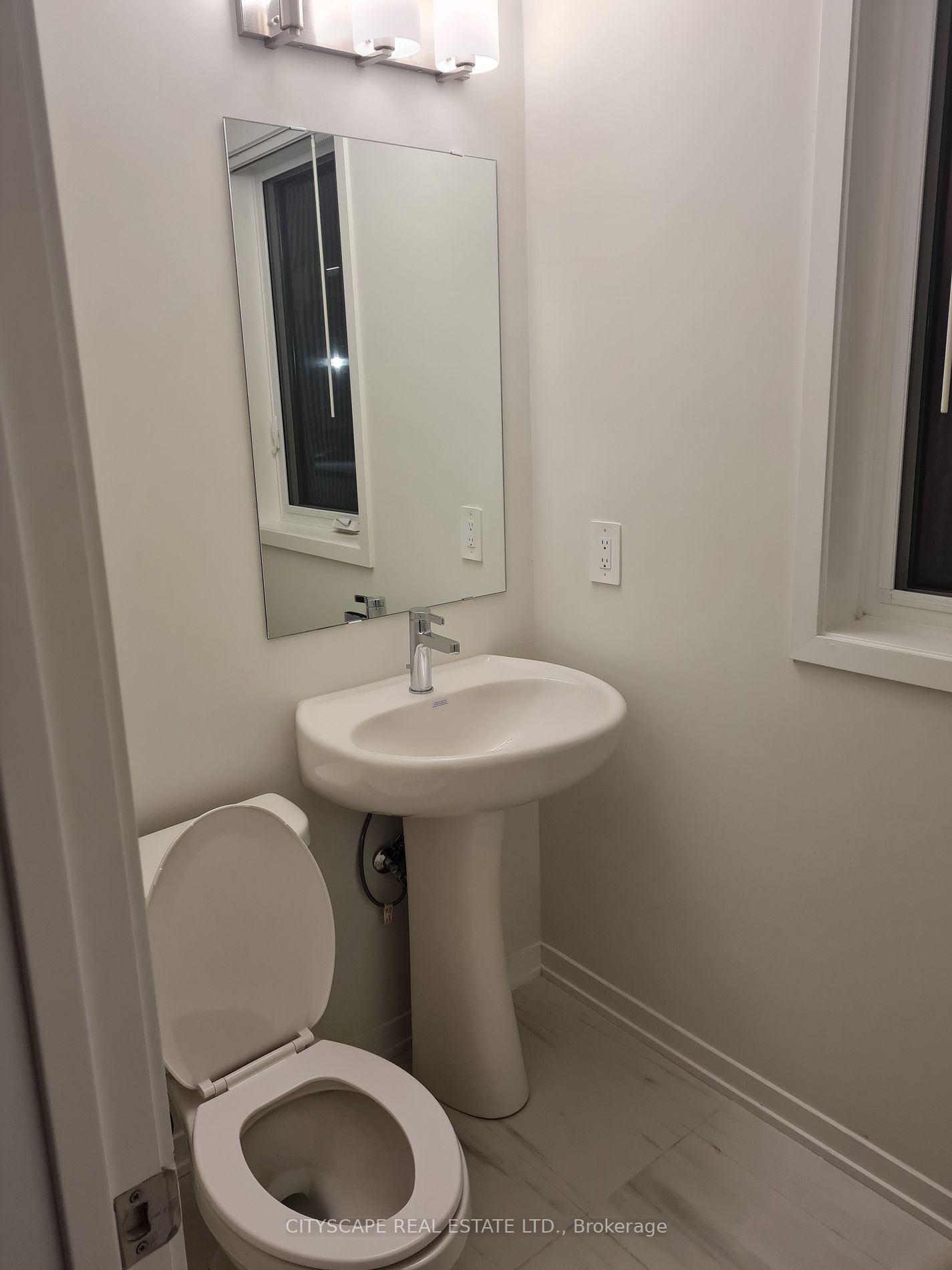 11 Honeycrisp Cres, #23