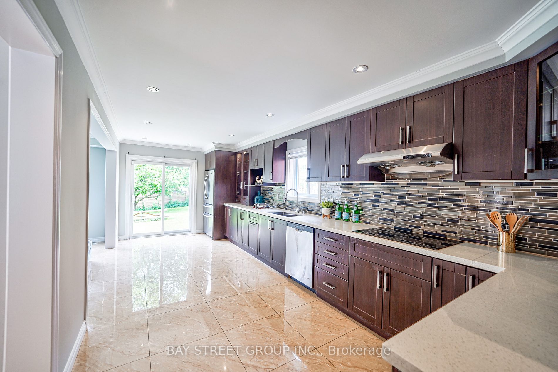 51 Manston Cres