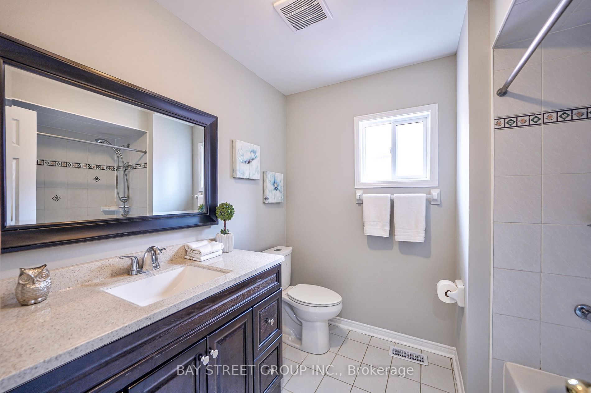 51 Manston Cres