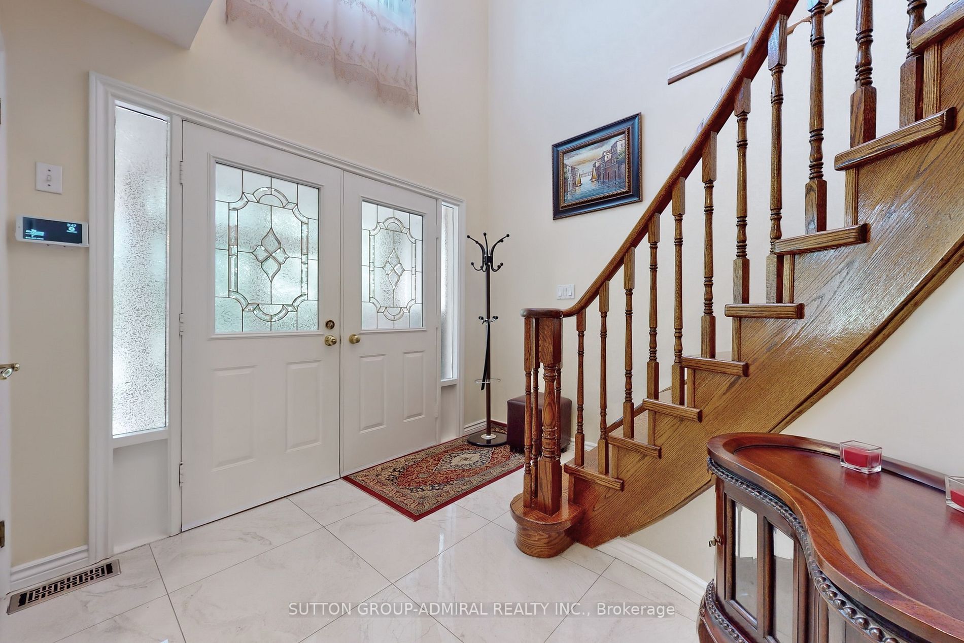 32 Lamar St