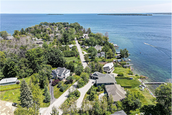 704 Chandos Ave, Innisfil
