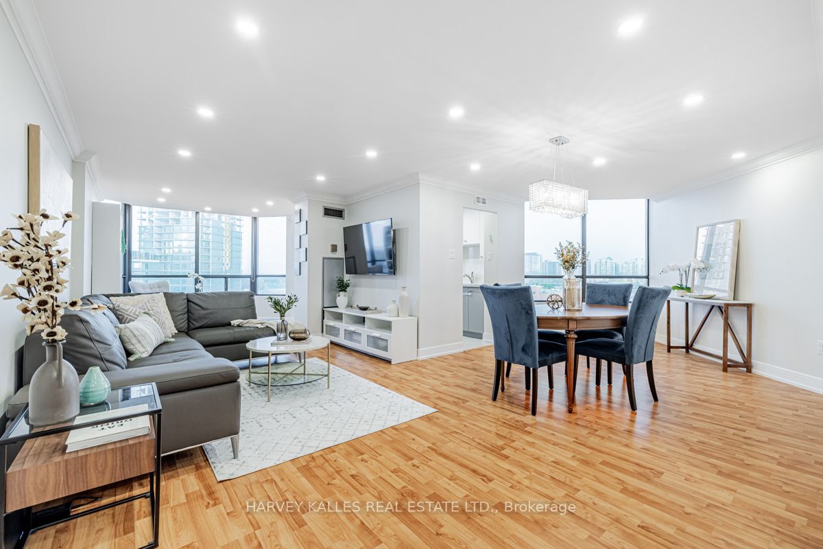 7460 Bathurst St, #903