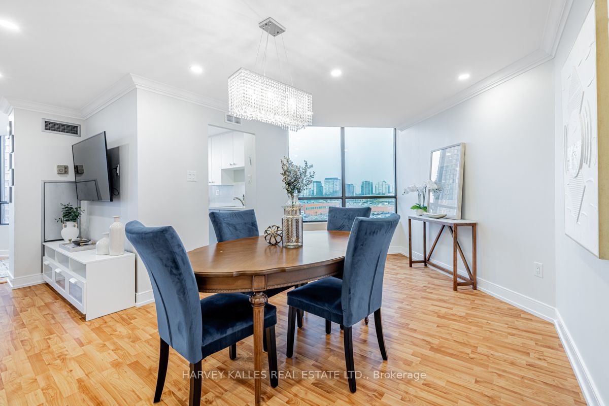 7460 Bathurst St, #903