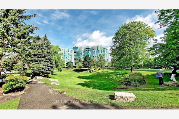 7905 Bayview Ave, Markham