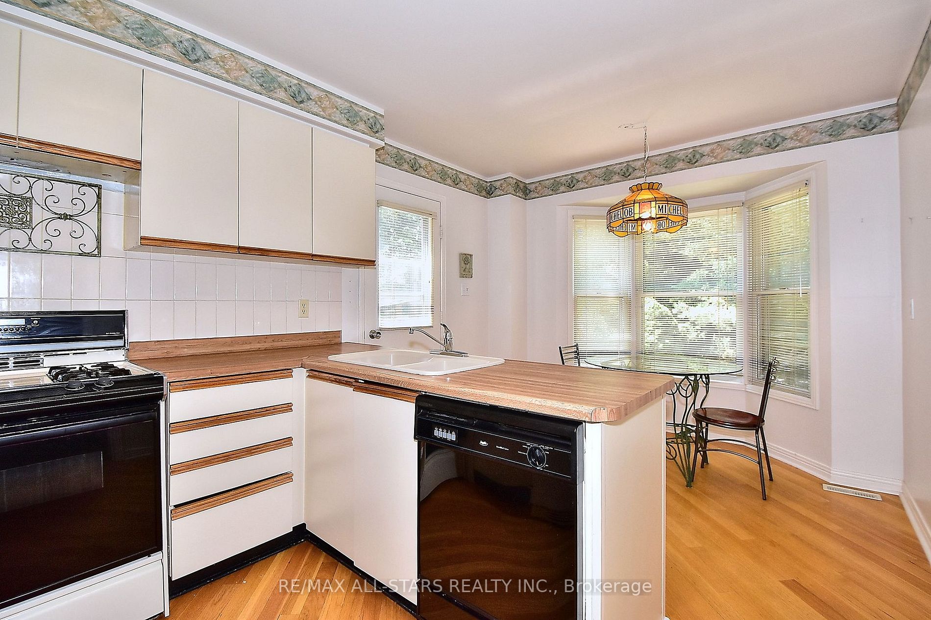 24 Dalecroft Circle