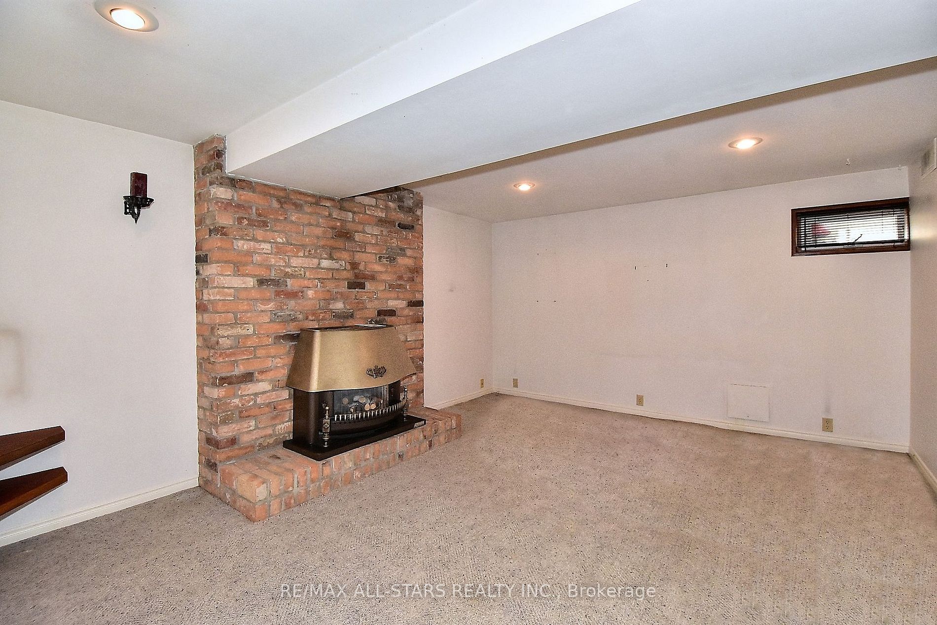 24 Dalecroft Circle