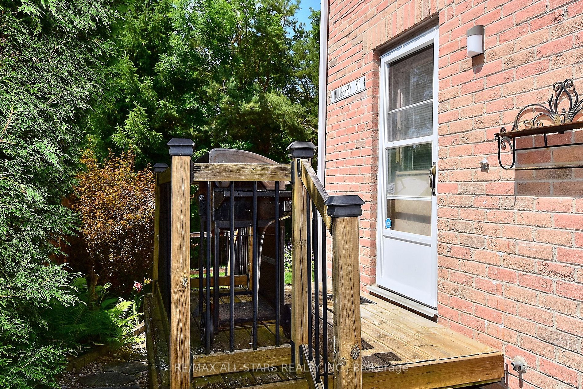 24 Dalecroft Circle