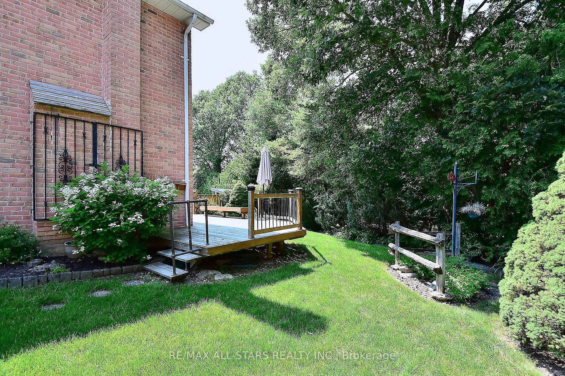 24 Dalecroft Circle