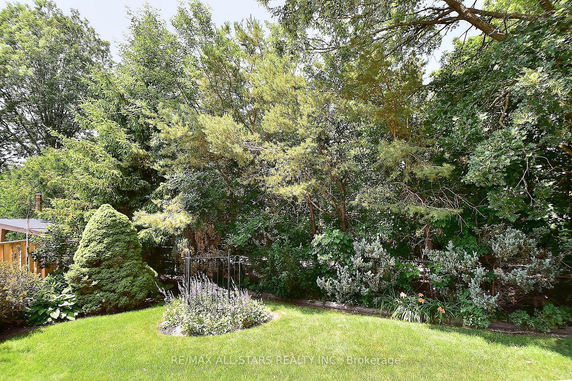 24 Dalecroft Circle