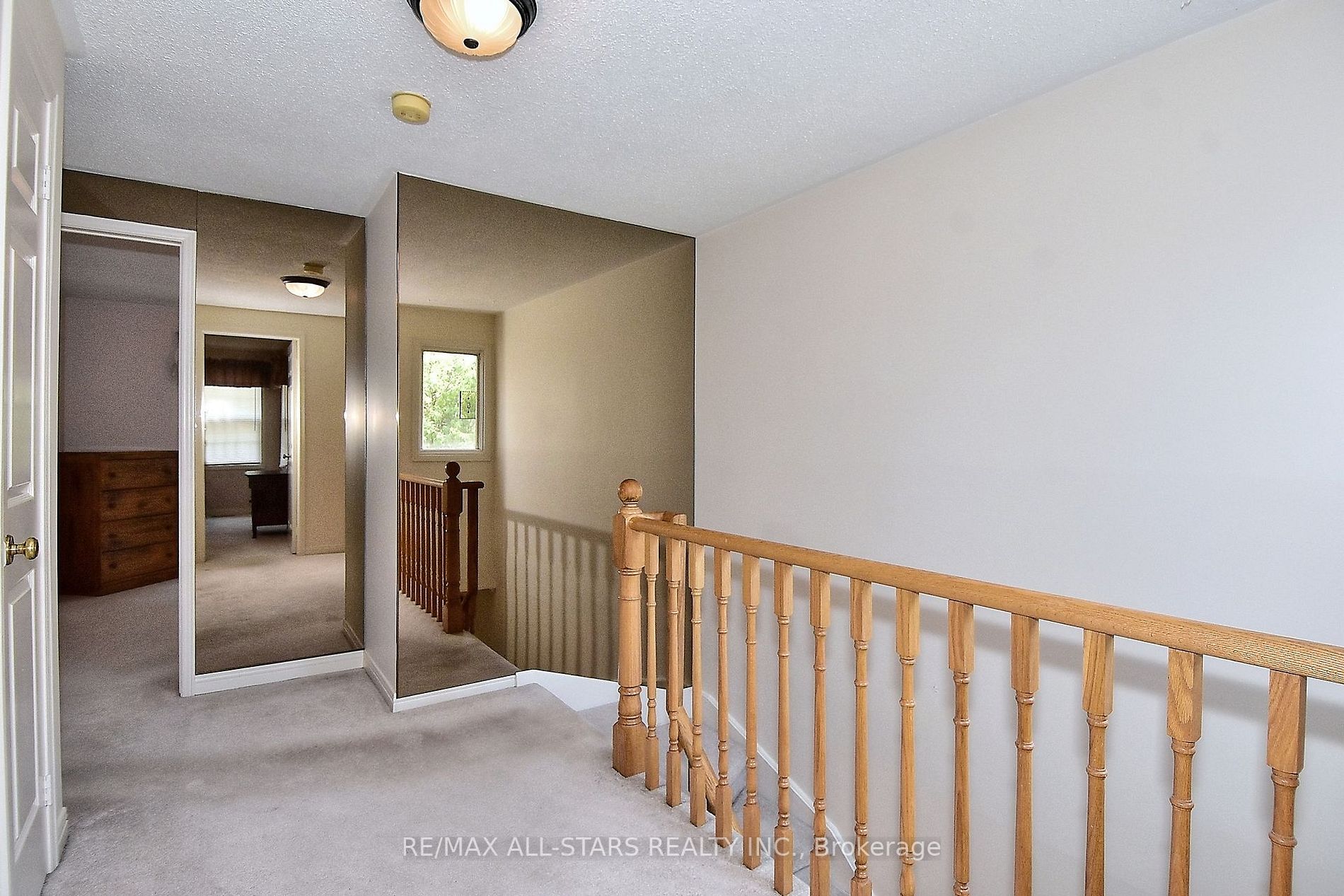 24 Dalecroft Circle