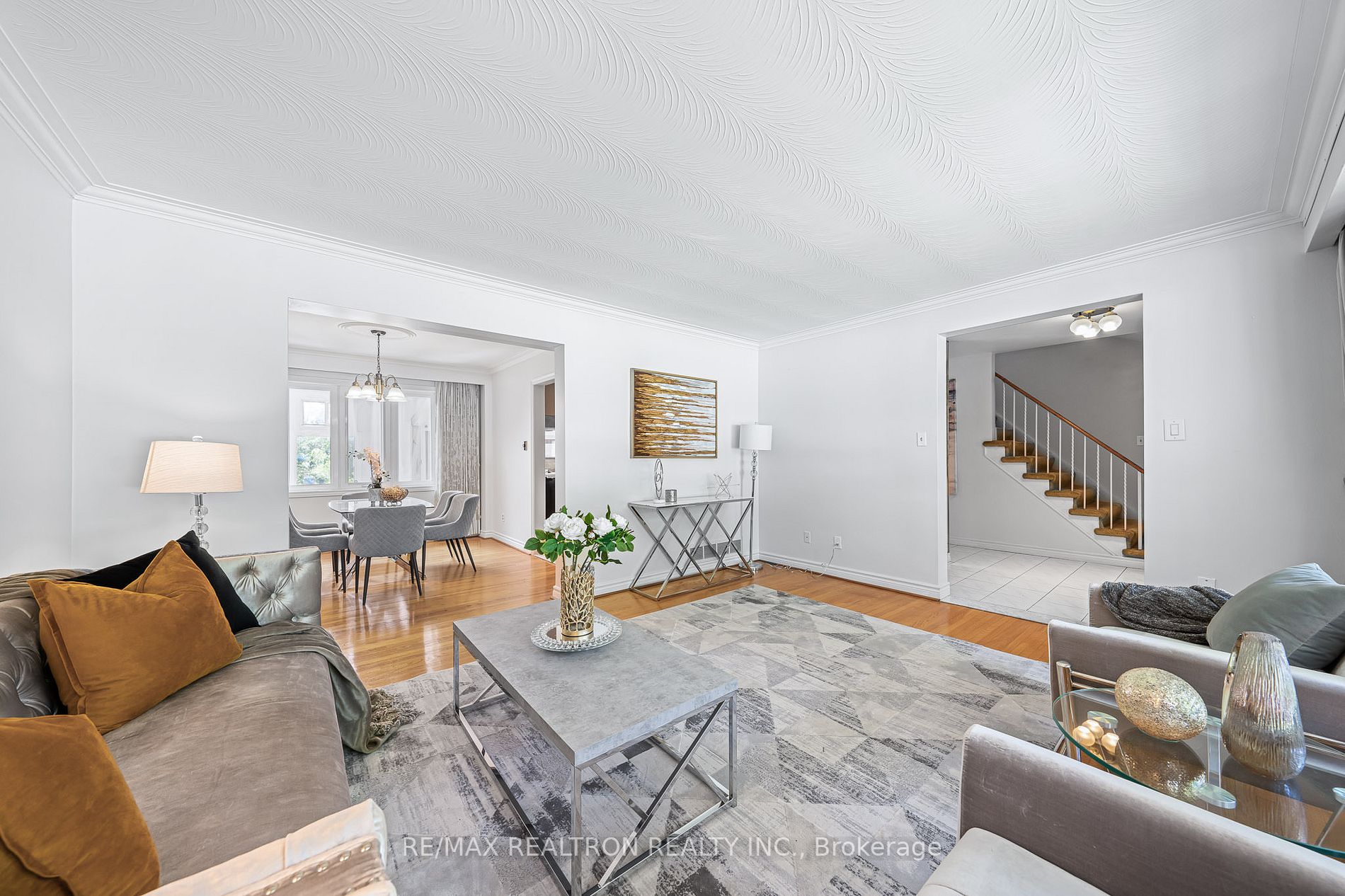 179 Oxford St