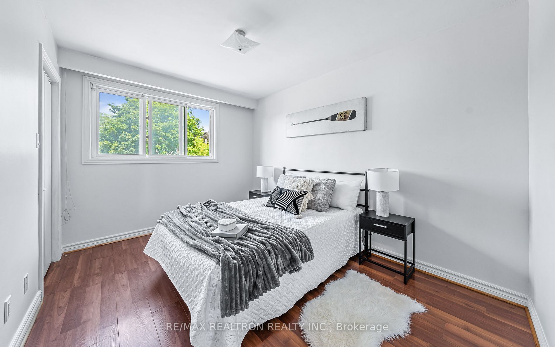 179 Oxford St