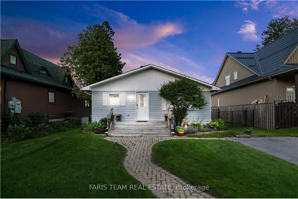 2493 Leonard St, Innisfil