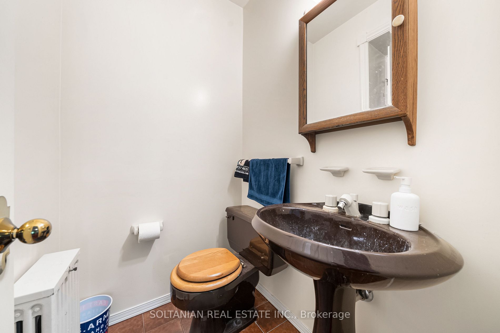45 Thornheights Rd