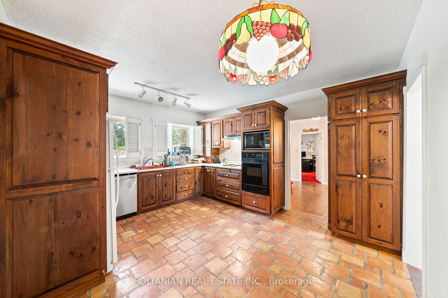 45 Thornheights Rd