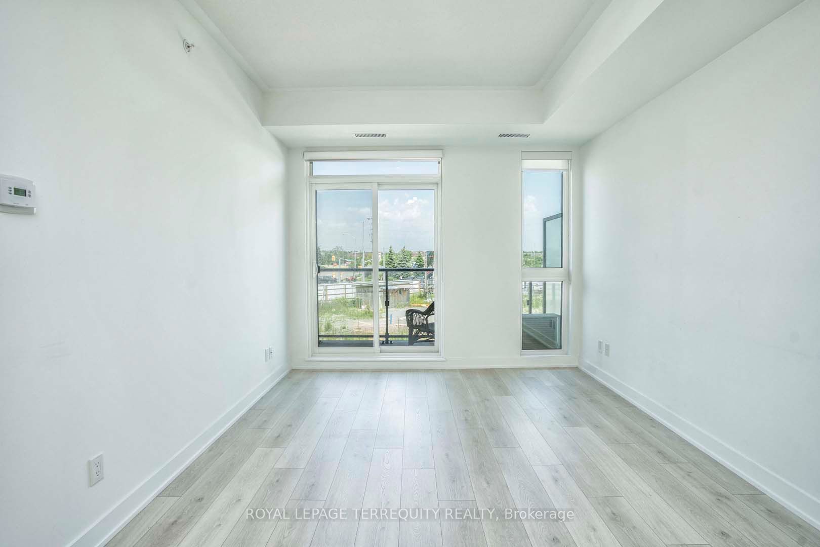 1709 Bur Oak Ave, #205