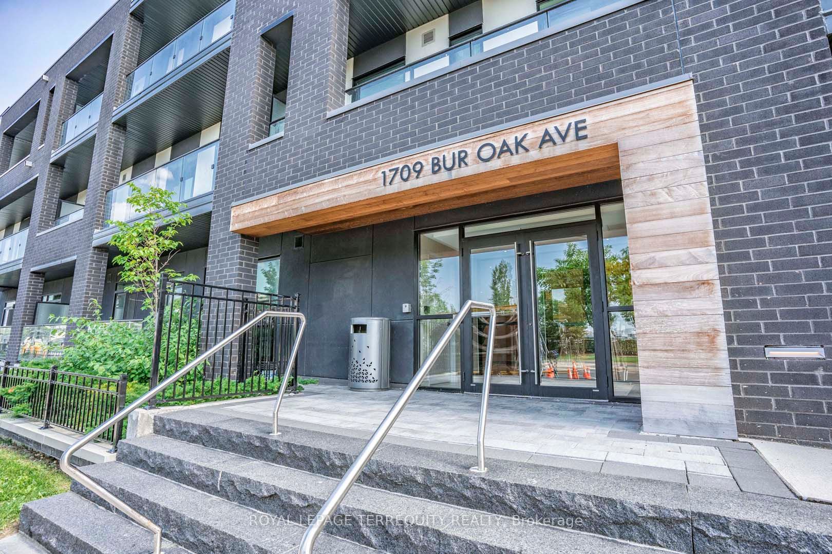 1709 Bur Oak Ave, #205