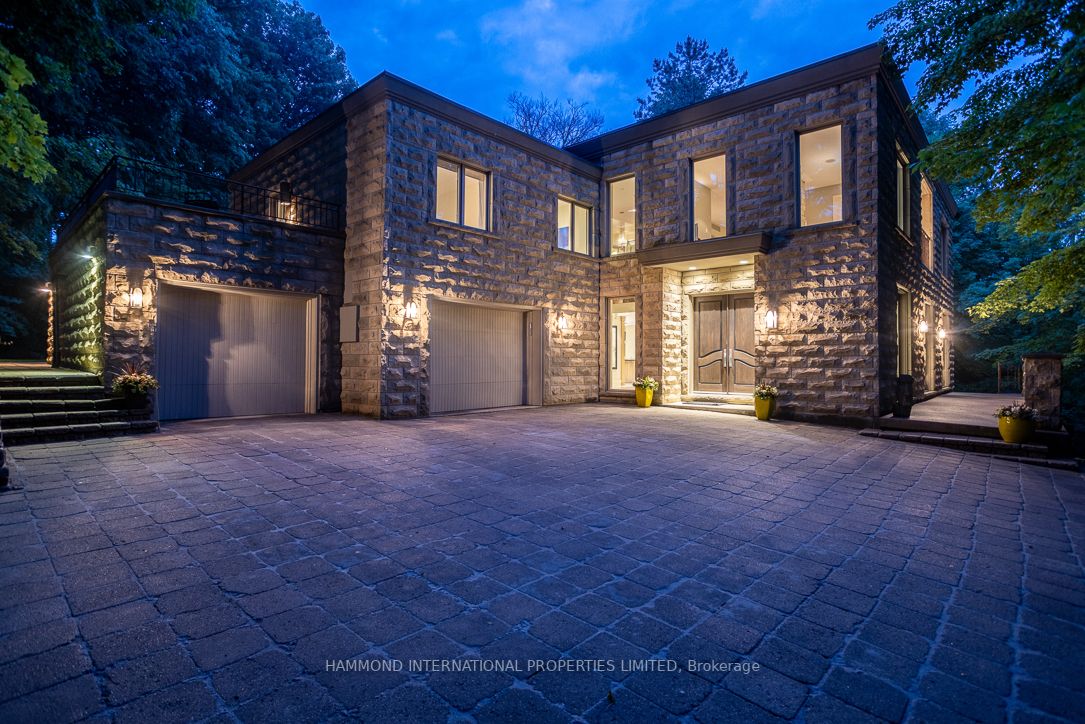 1 Manitou Dr