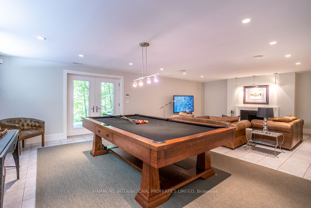 1 Manitou Dr