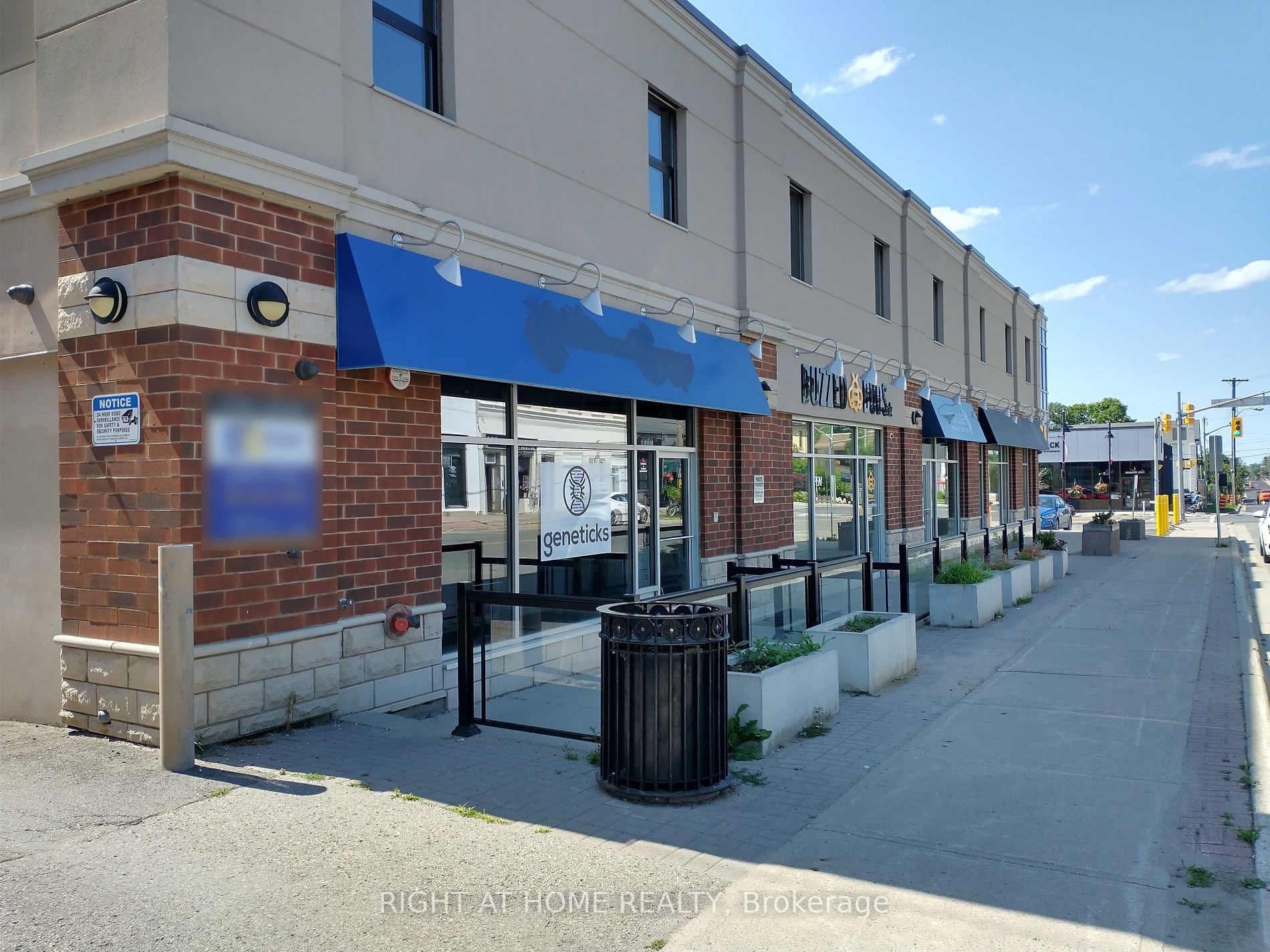 2 Brock St W, #5B