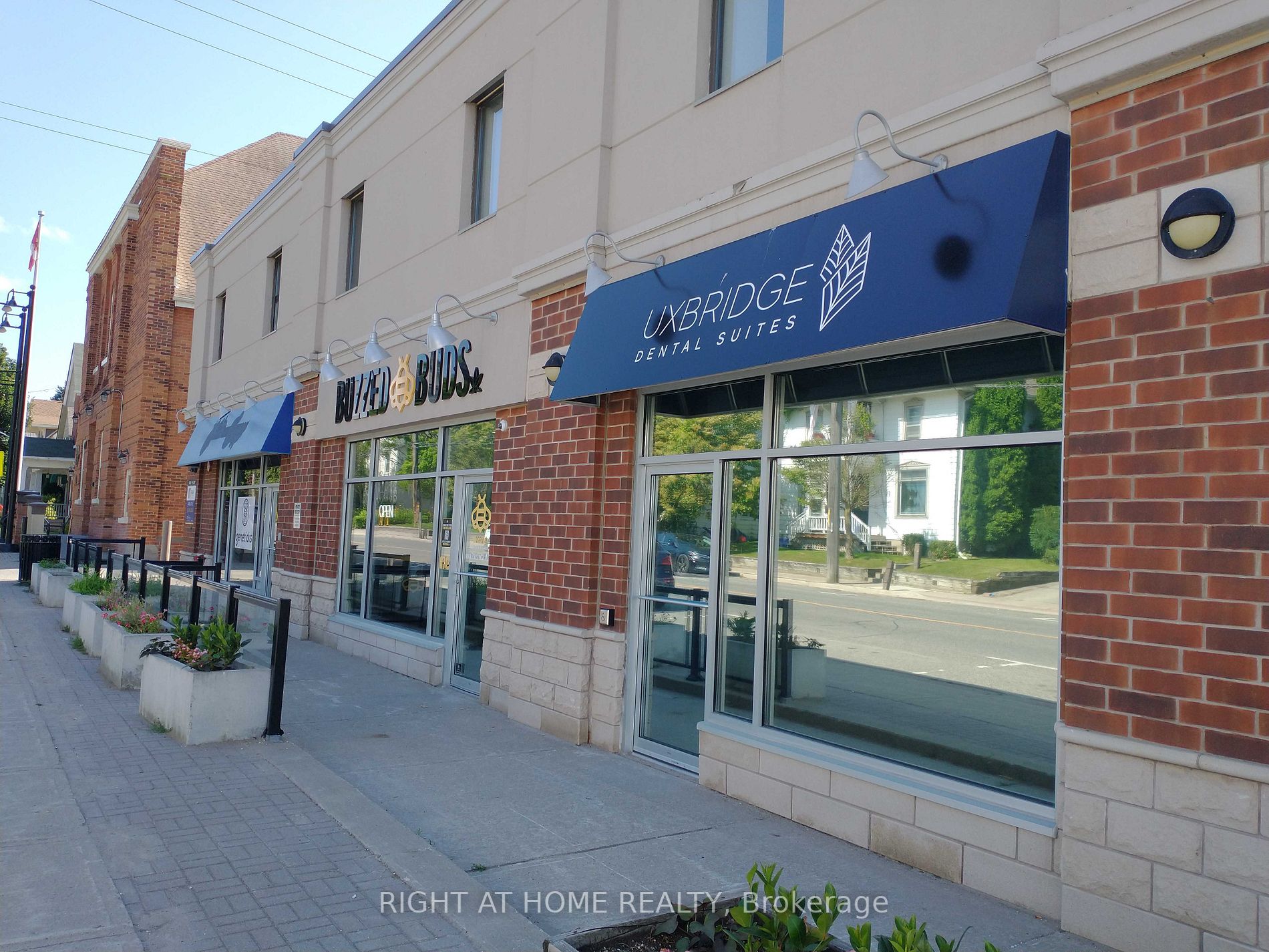 2 Brock St W, #5B