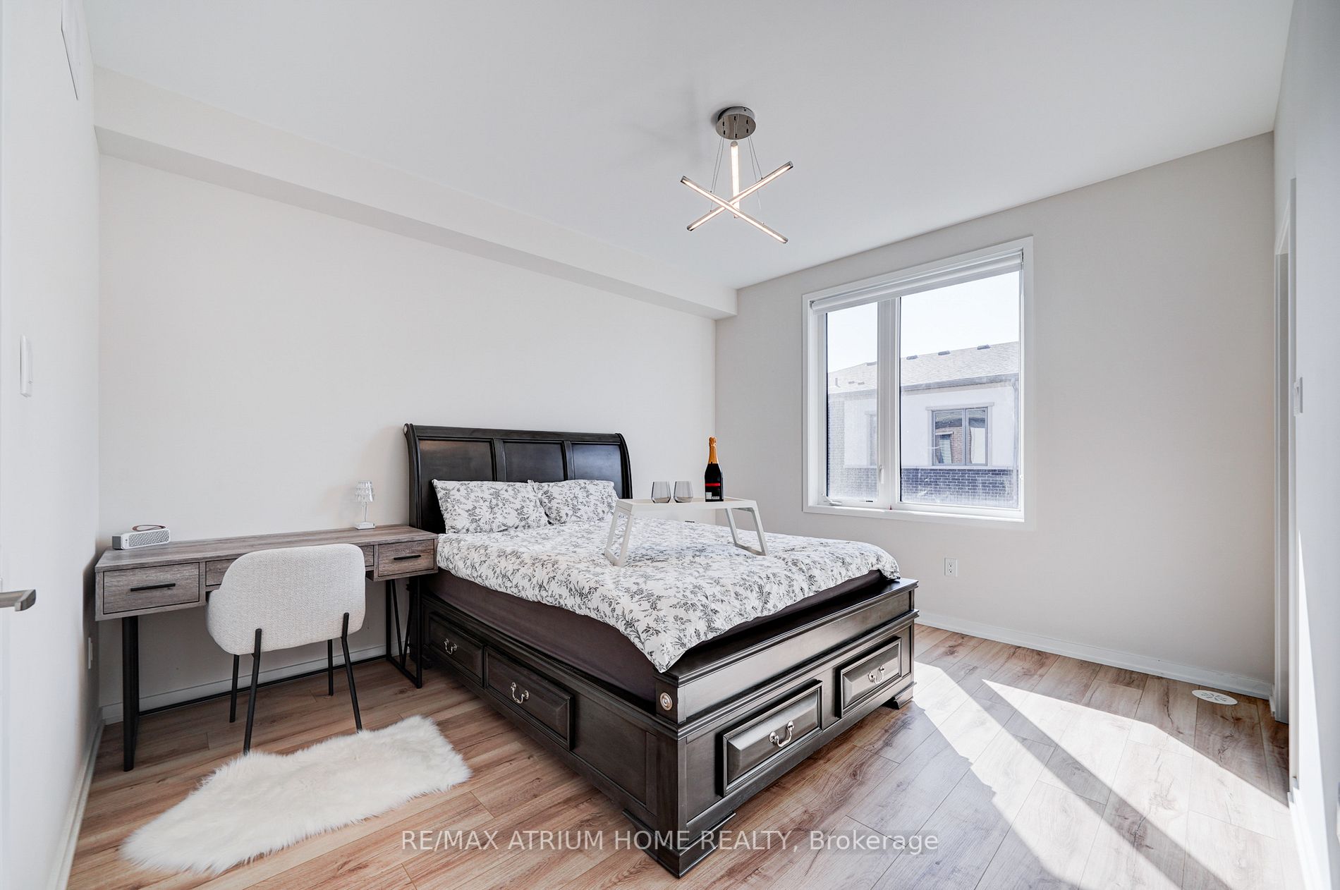33 Aberfoyle St