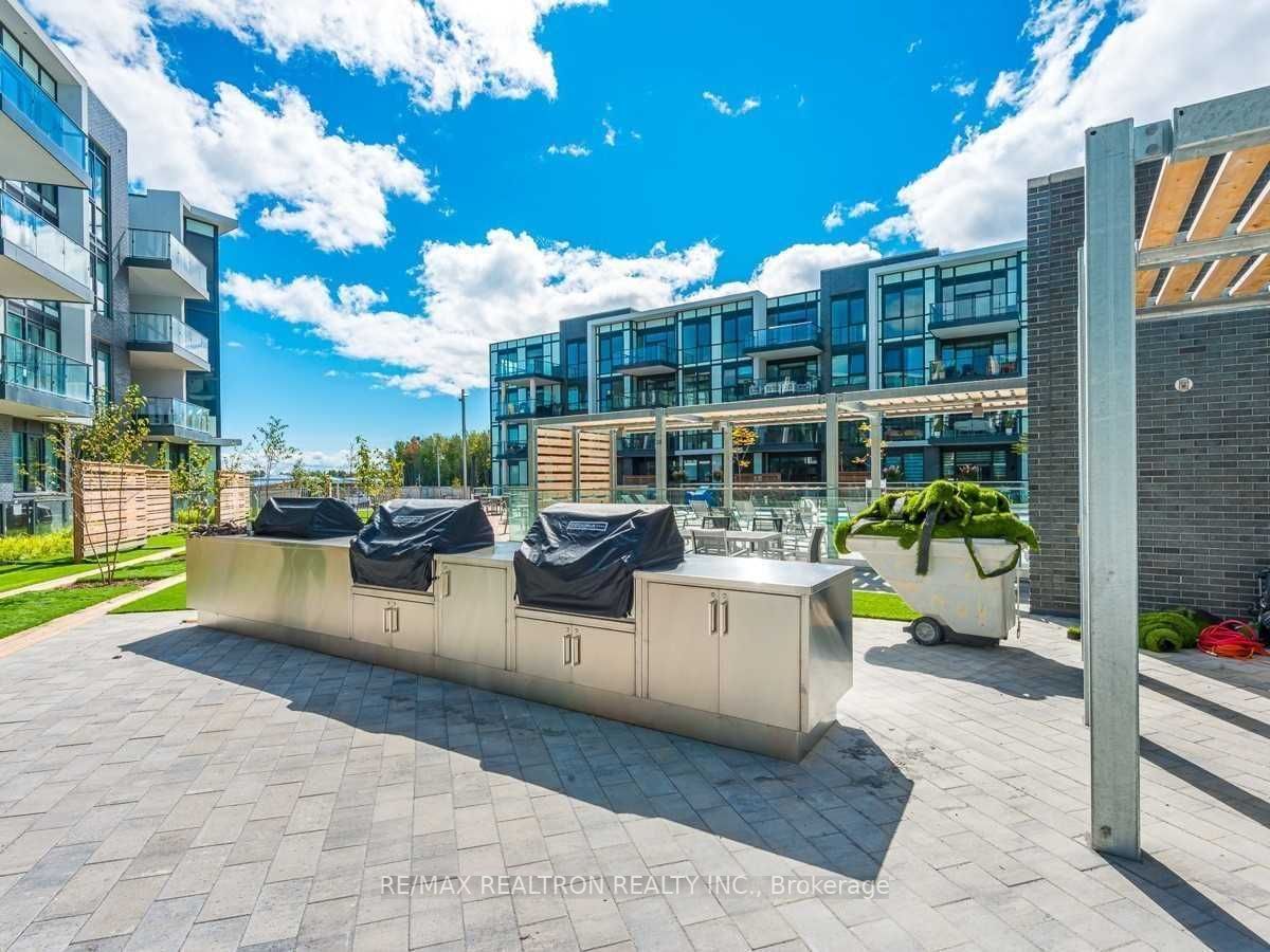 375 Sea Ray Ave, #404