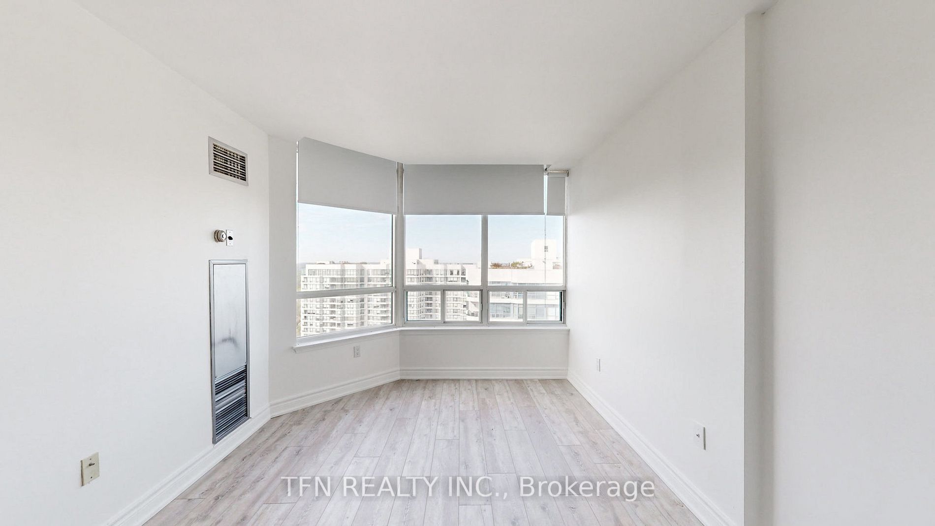 7250 Yonge St, #1901