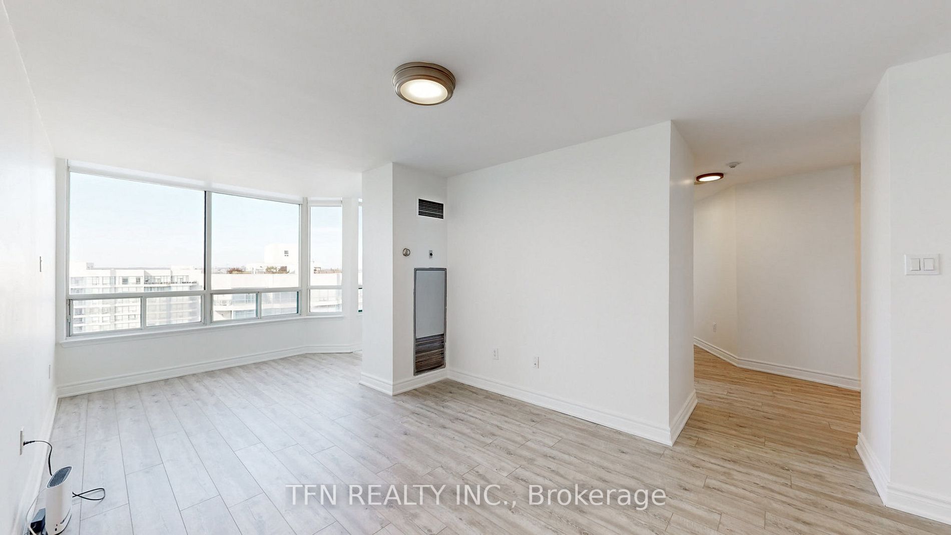 7250 Yonge St, #1901