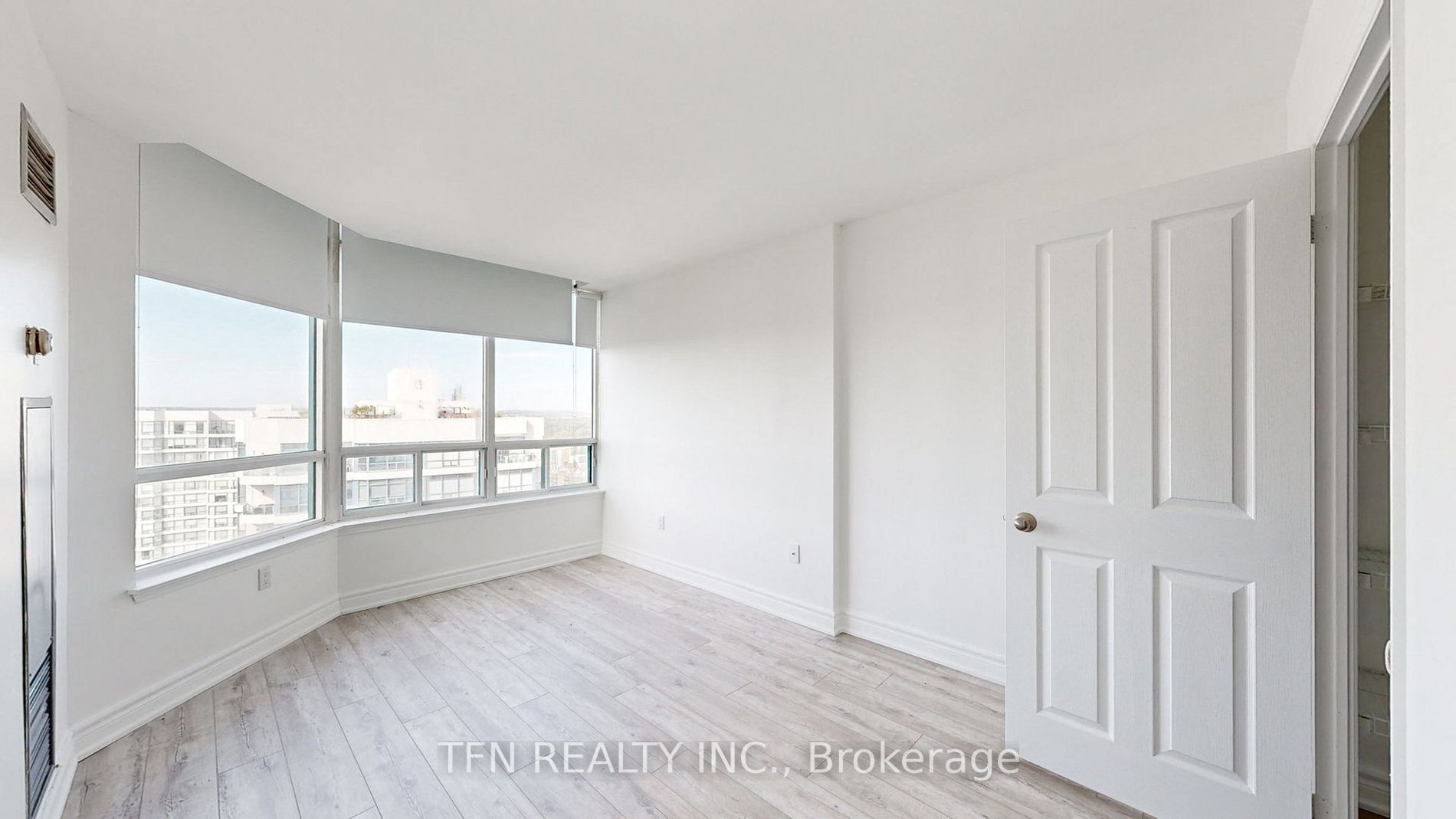 7250 Yonge St, #1901
