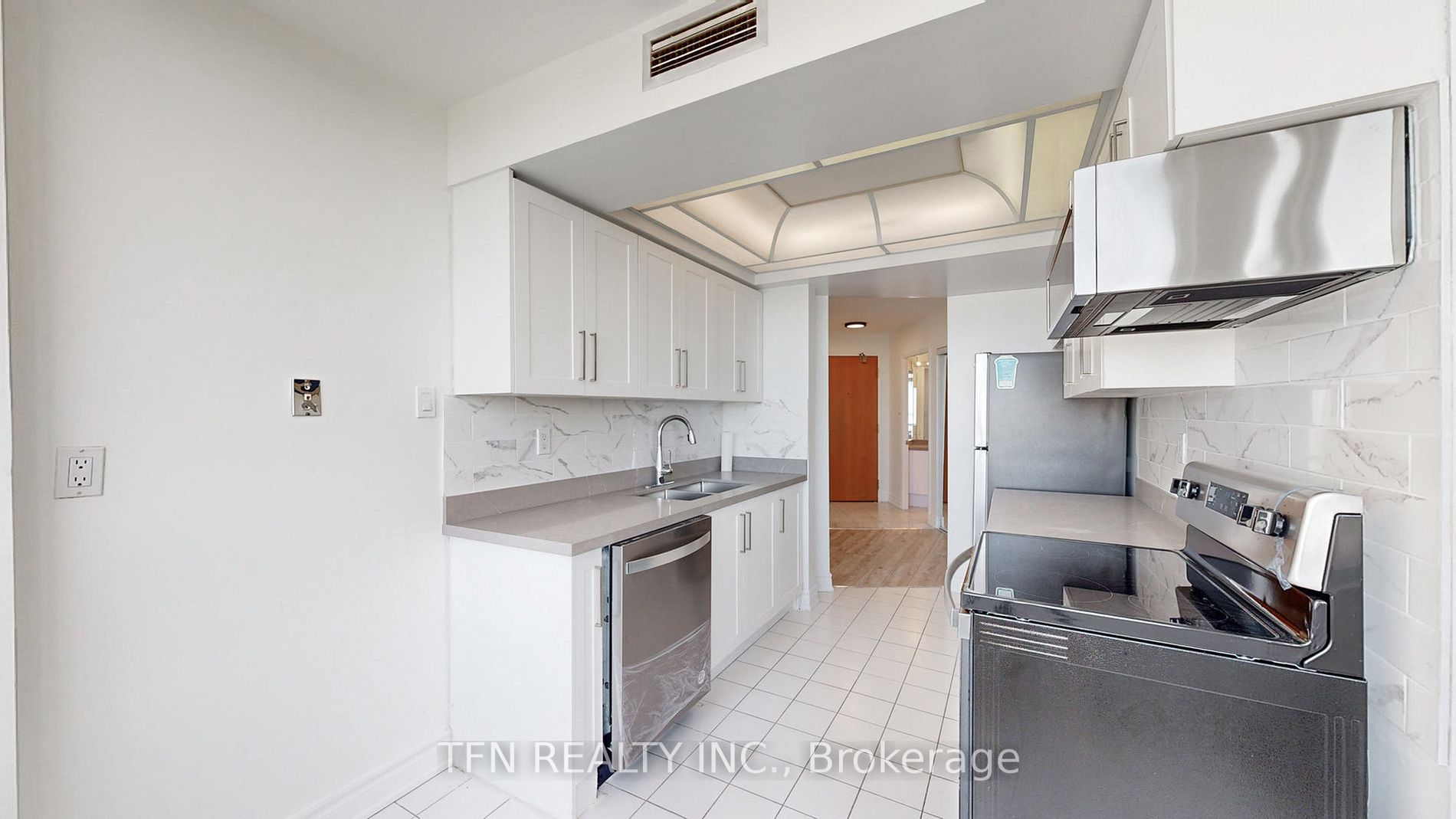 7250 Yonge St, #1901