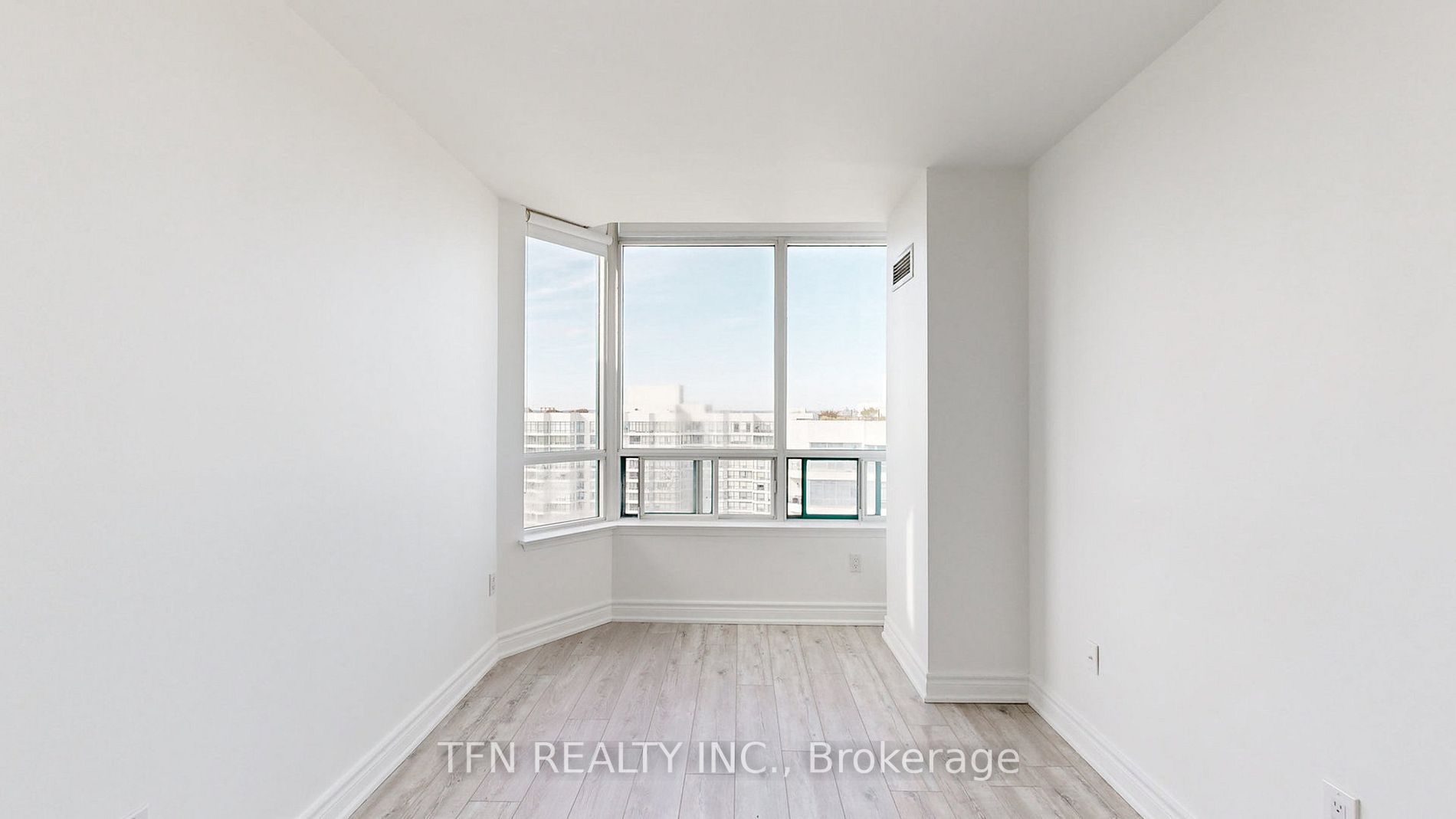 7250 Yonge St, #1901