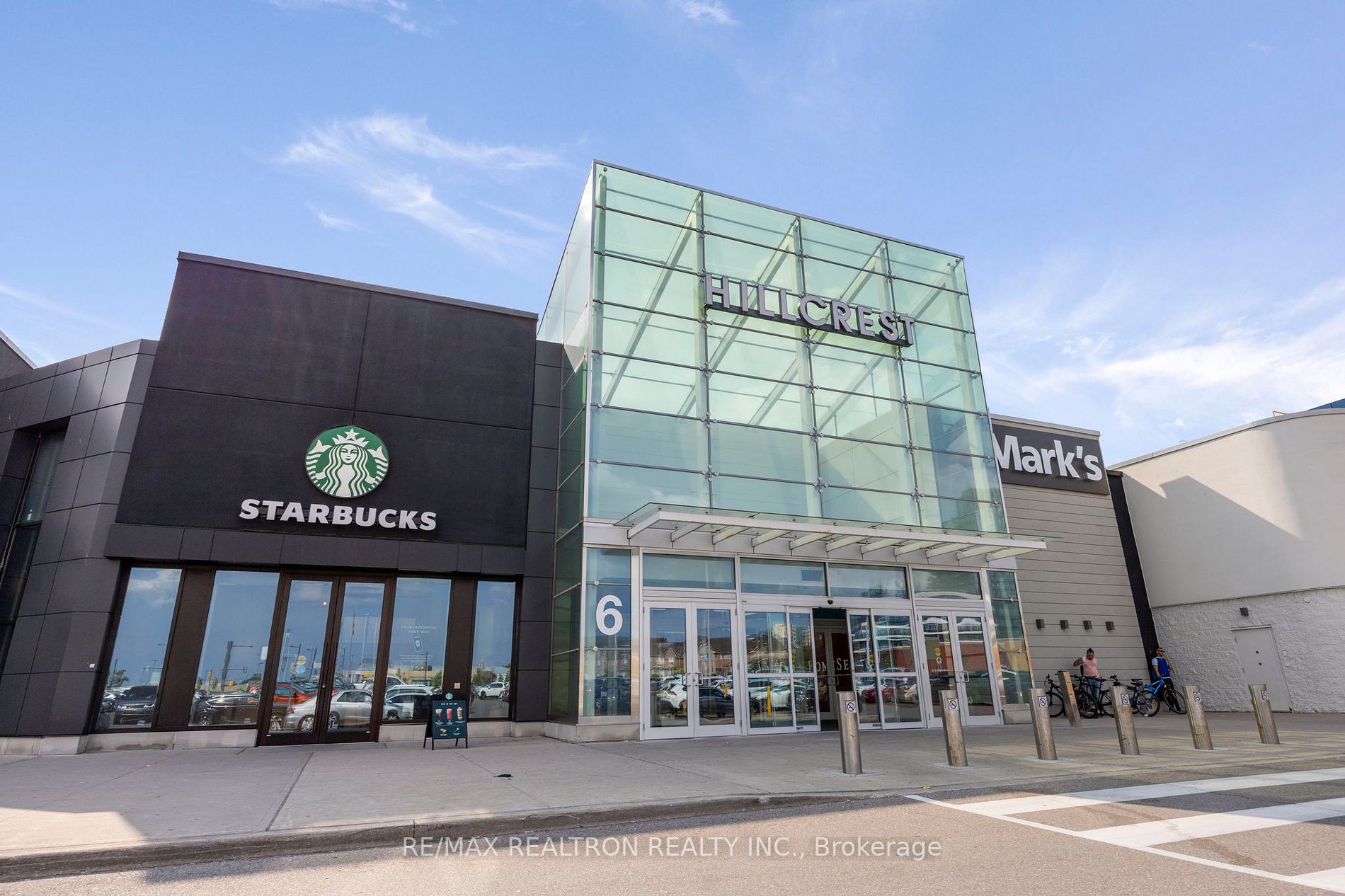 9471 Yonge St, #1104