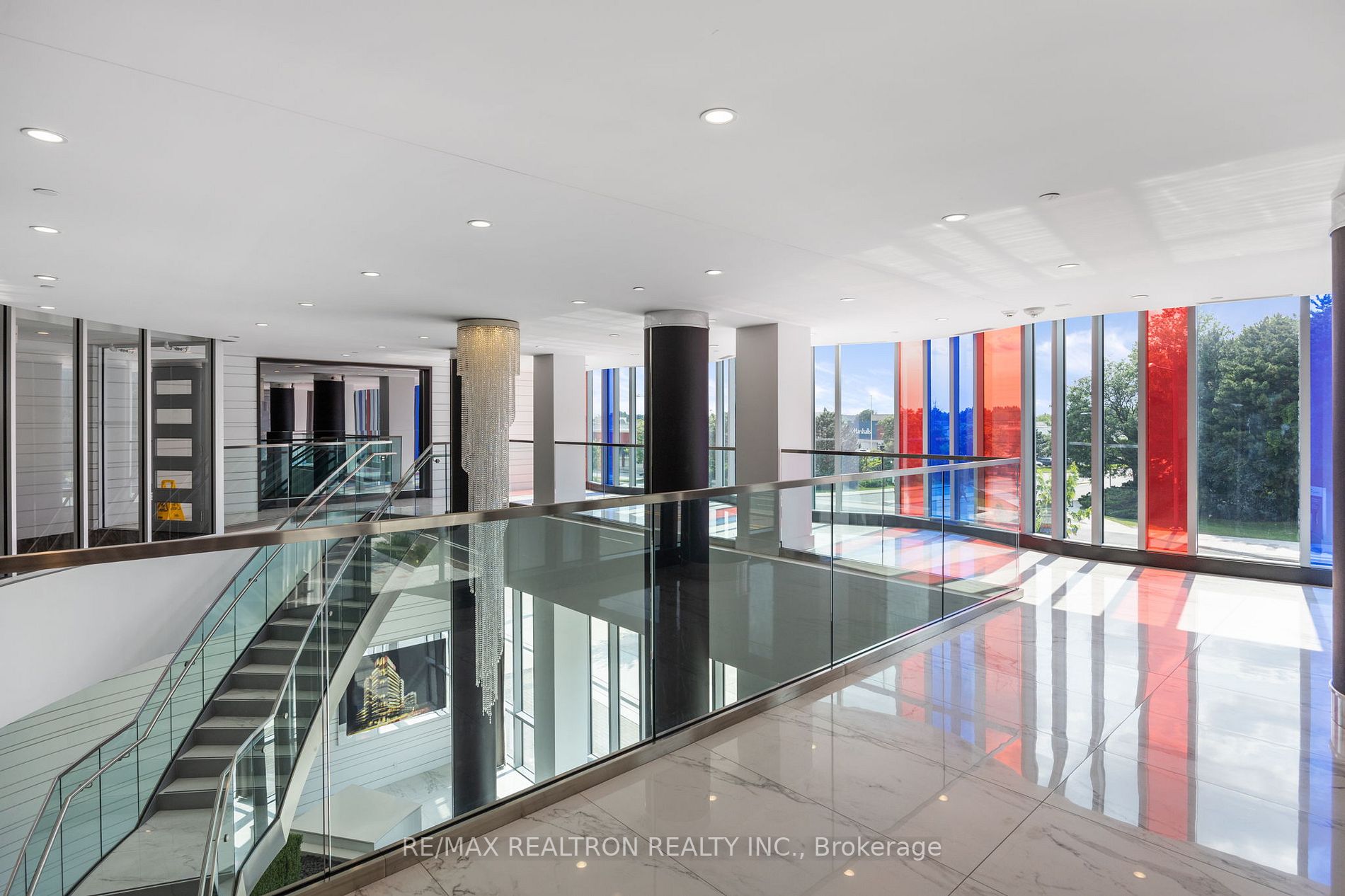 9471 Yonge St, #1104