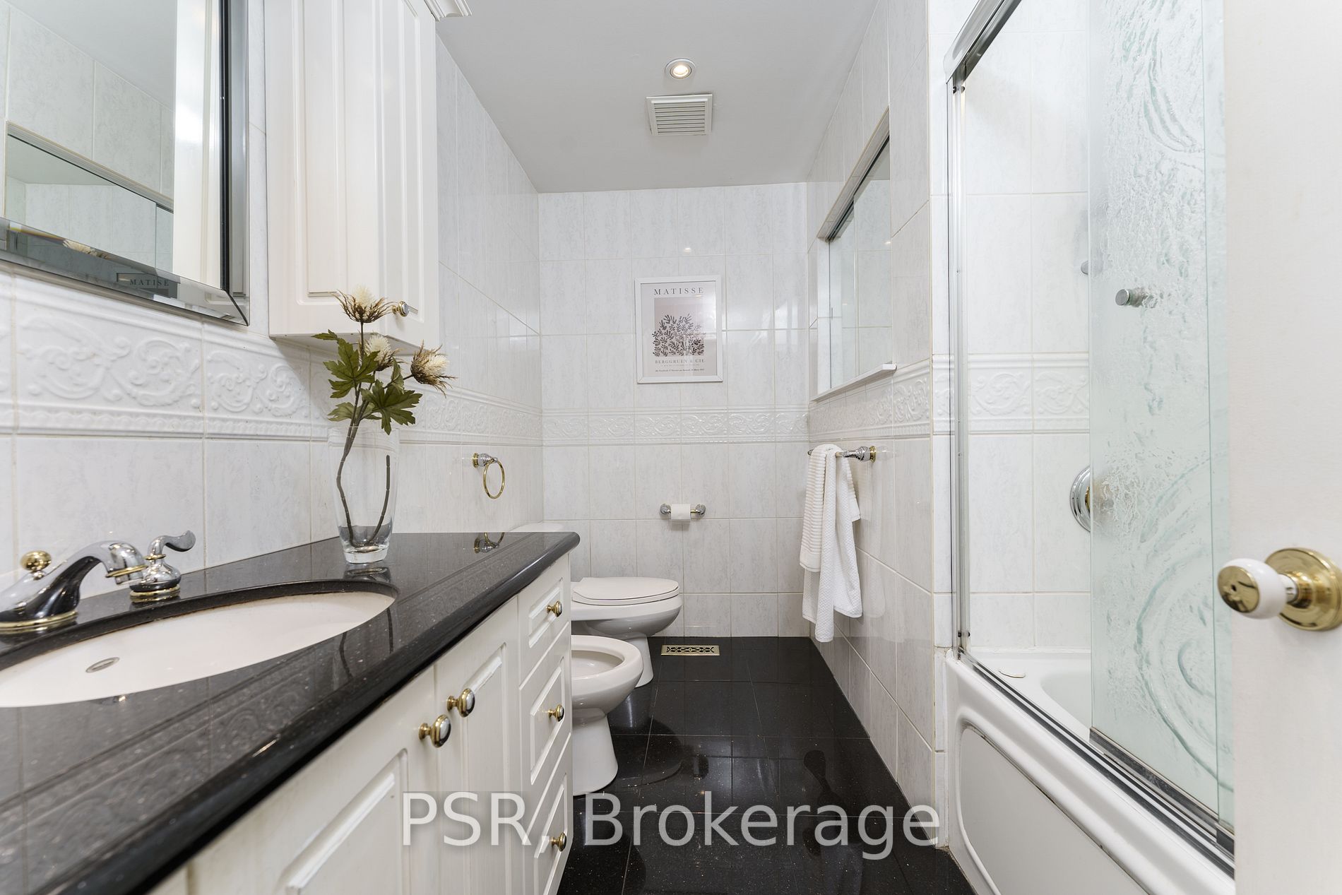 168 Springhead Gardens