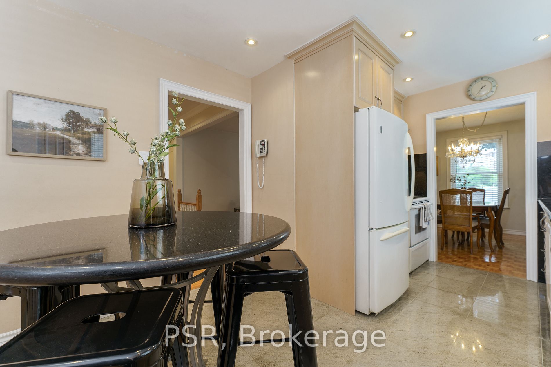 168 Springhead Gardens