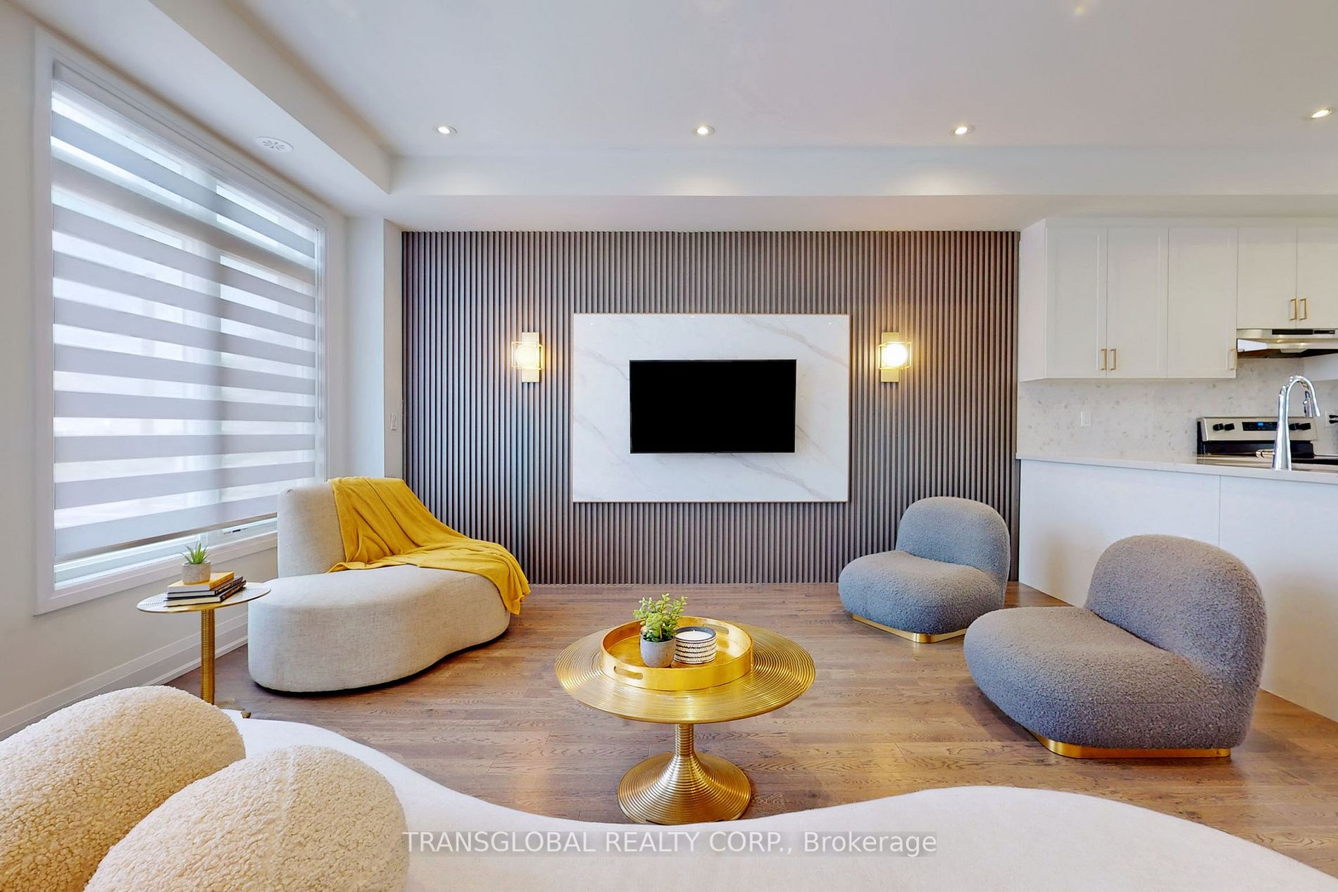 10 Moneypenny Place