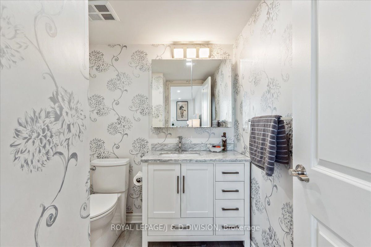 40 Baif Boulevard, #912