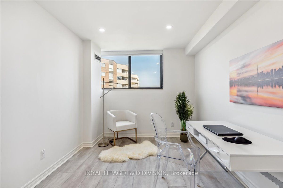 40 Baif Boulevard, #912