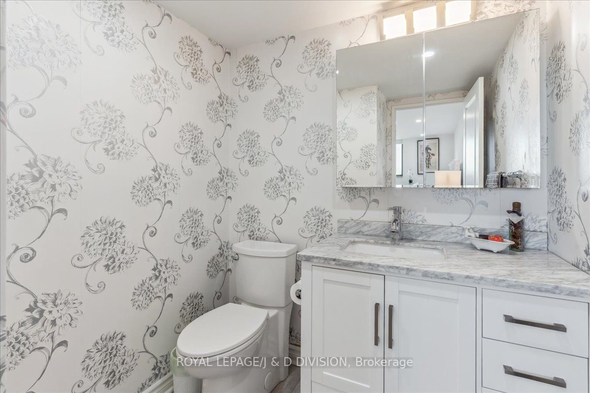 40 Baif Boulevard, #912