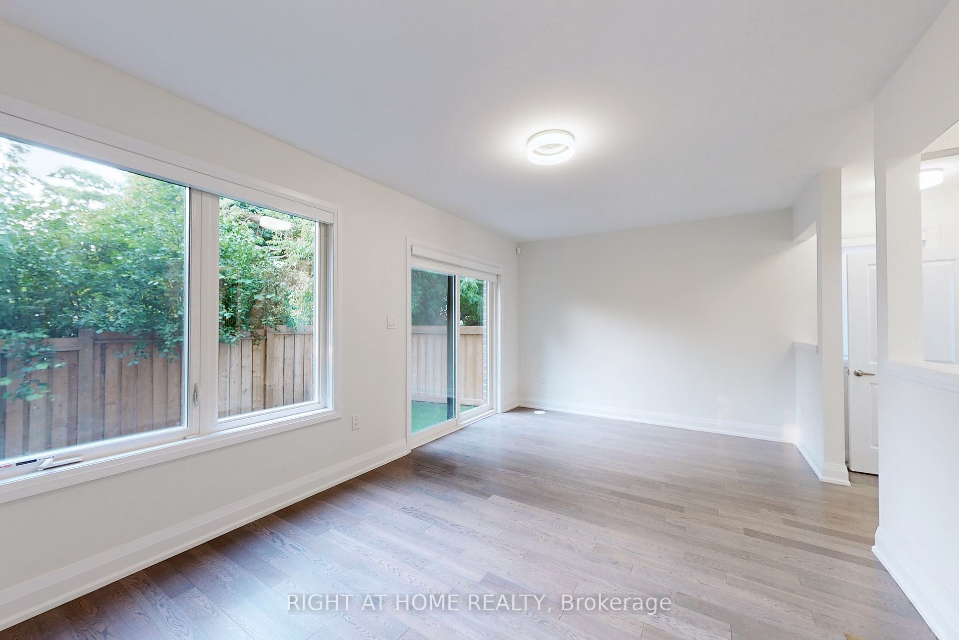 54 Moneypenny Place