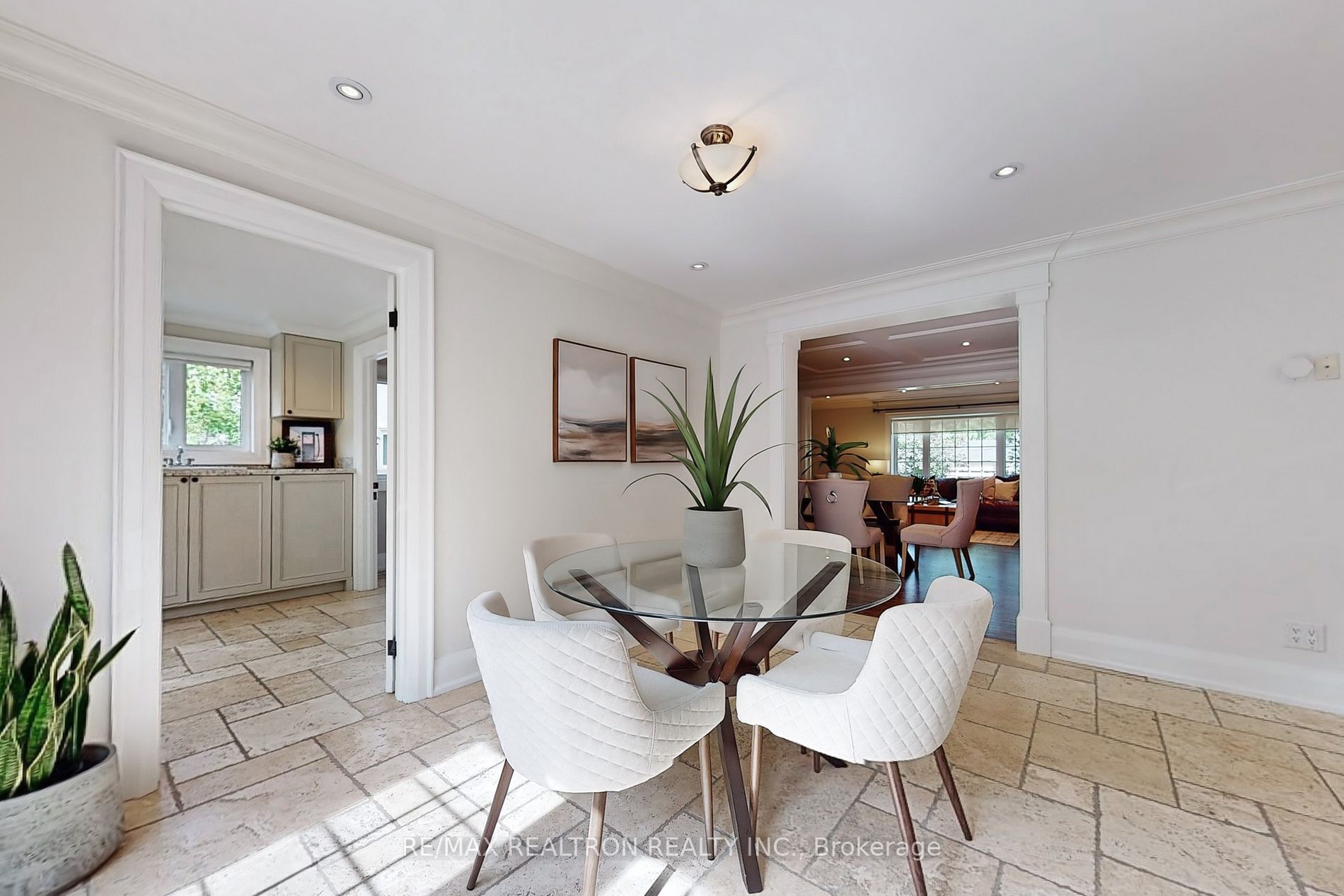 2 Campbell Court