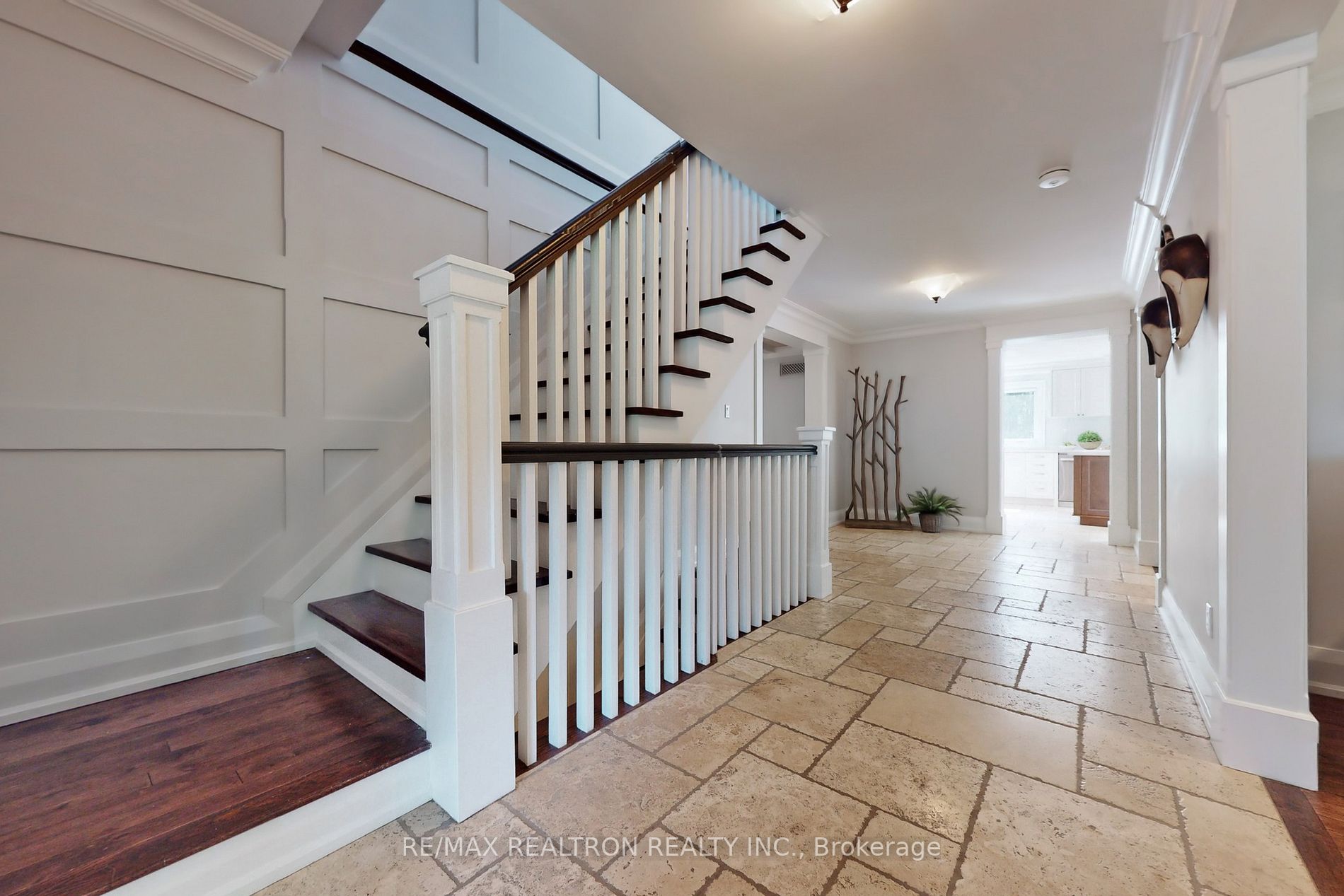 2 Campbell Court