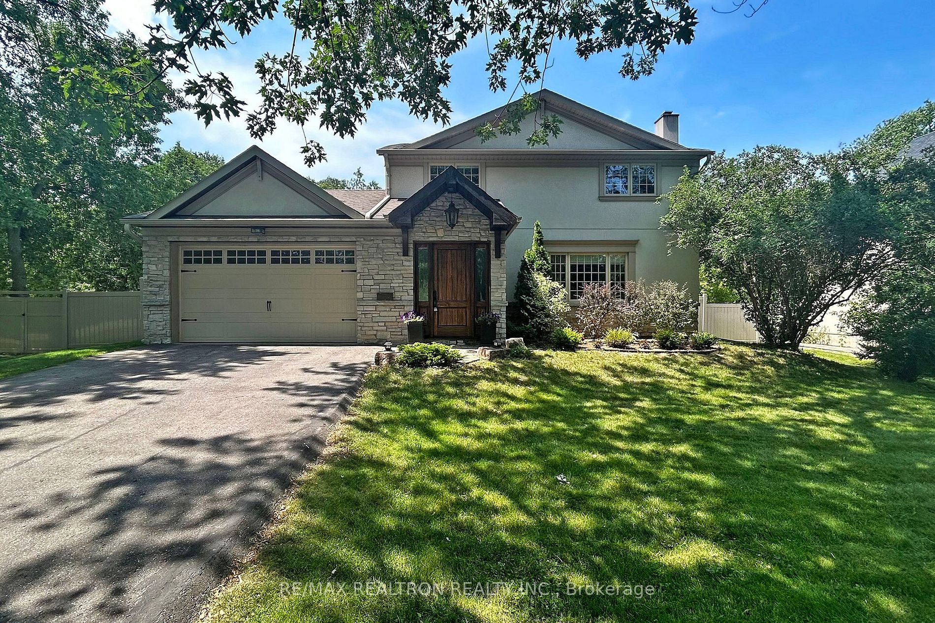 2 Campbell Court