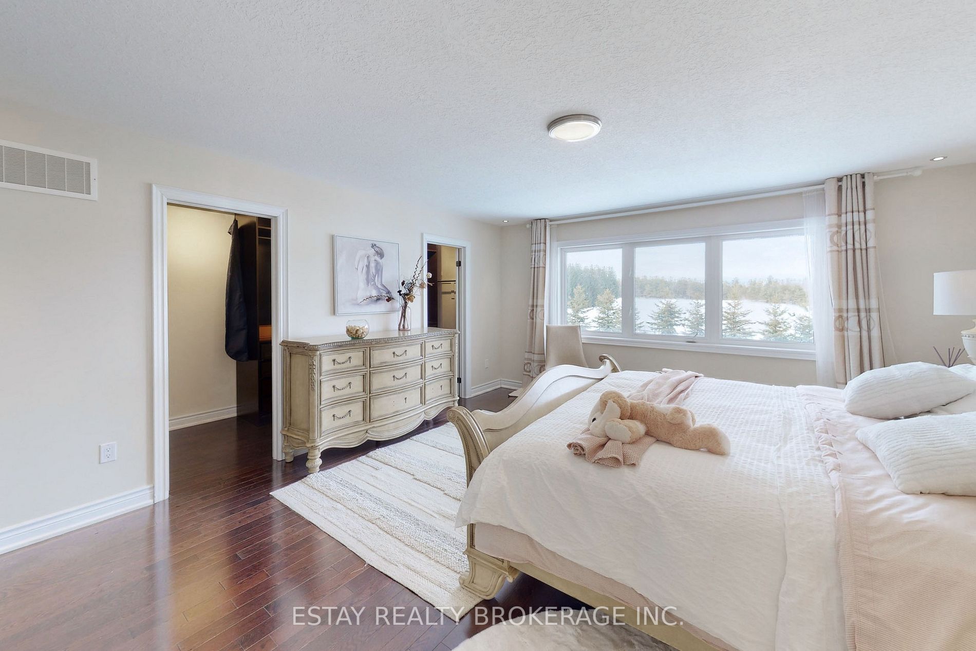 34 Wyndance Way