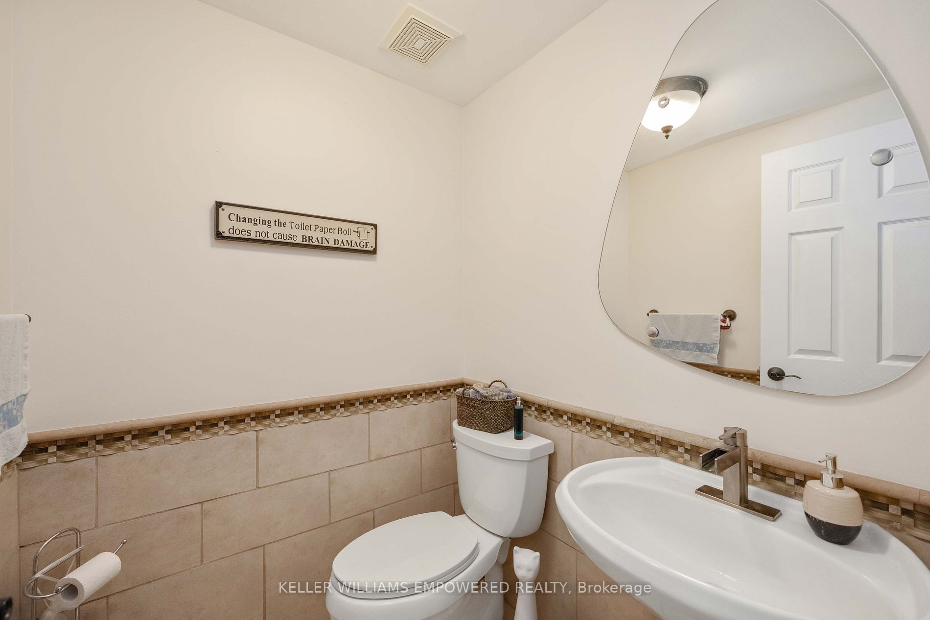 Listing N6662340 - Large Photo # 22