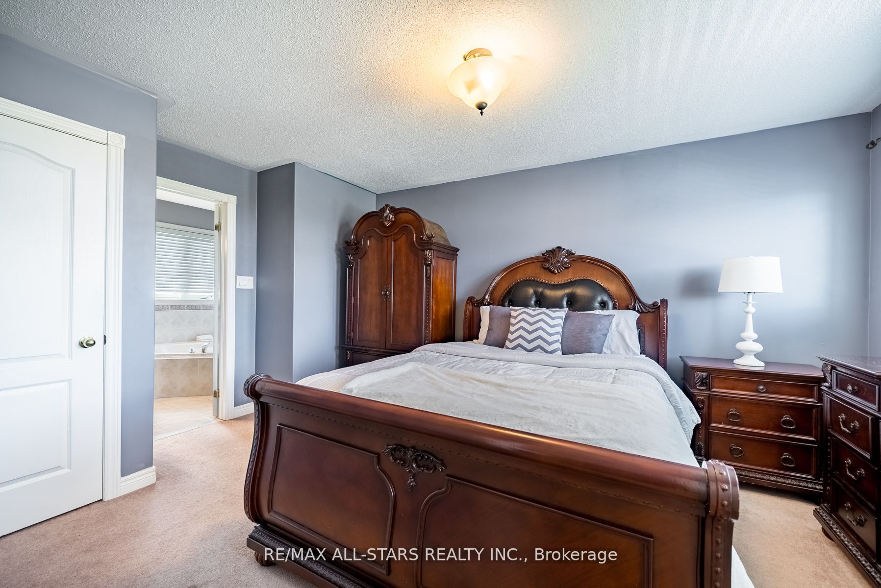 27 Bannerman Drive