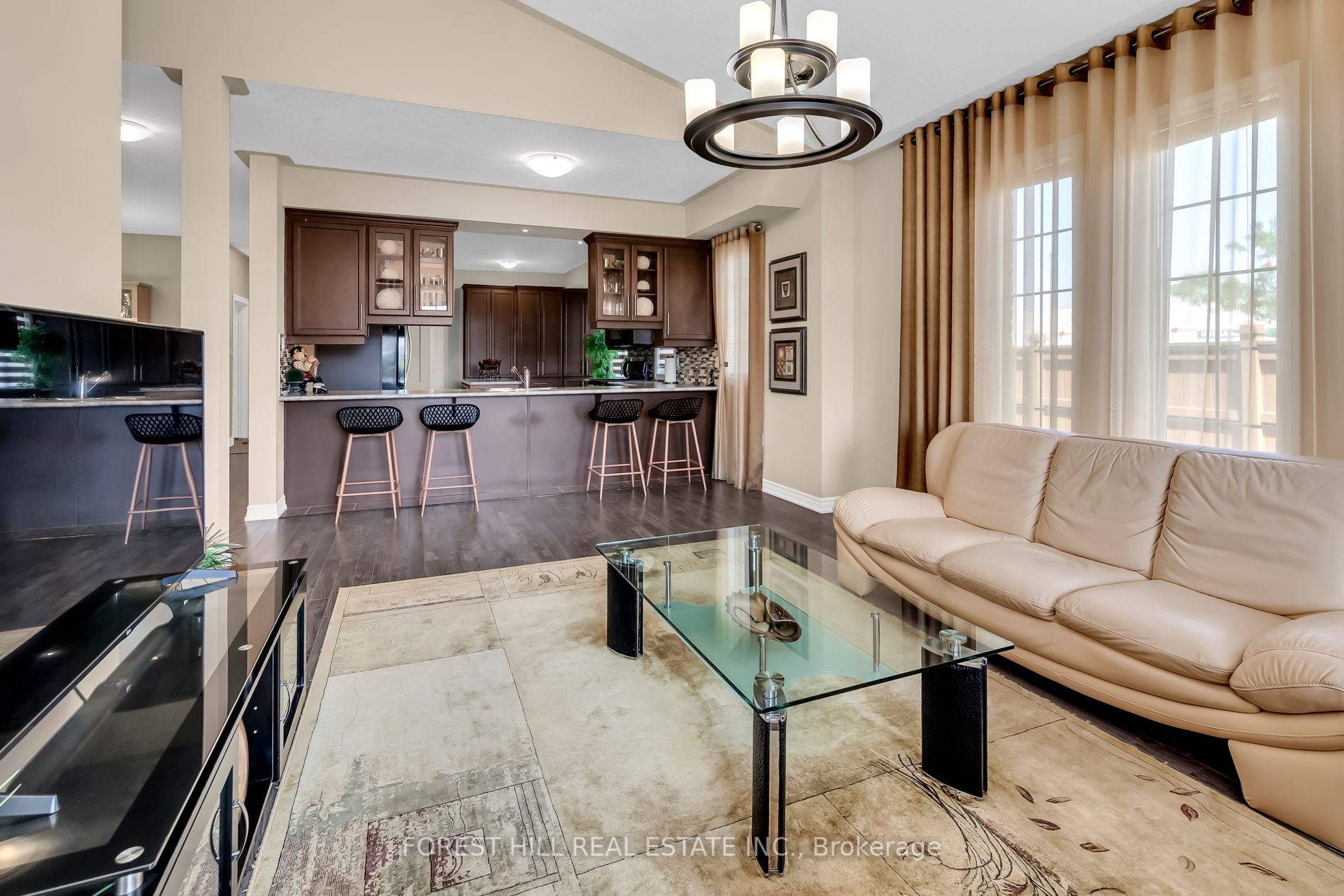 1 Angela St